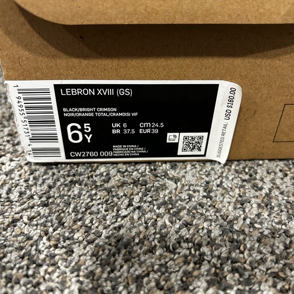 Lebron XVIII size 6.5 “Soundwave” with original box - Picture 10 of 11